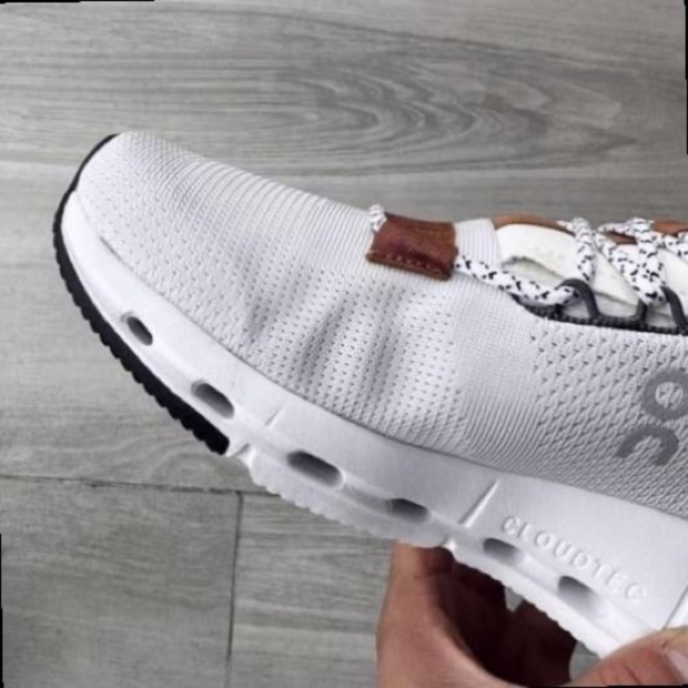 ON Cloudnova,White Pearl Sports Shoes - Picture 4 of 6